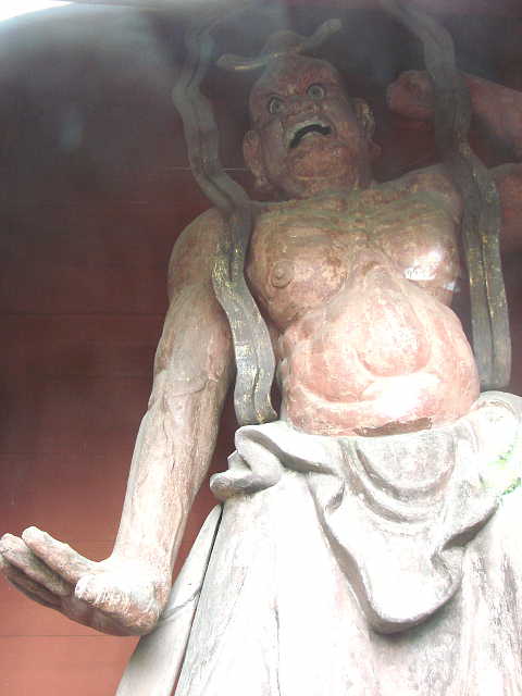 平塚　光明寺（金目観音）金剛力士像