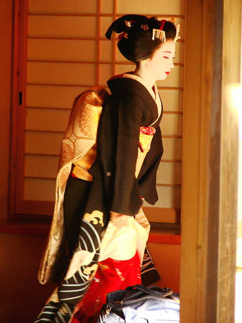 京都　東福寺塔頭　光明院 なぜか舞妓さん風 写真