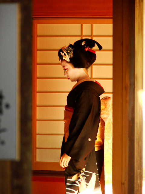 京都　東福寺塔頭　光明院 なぜか舞妓さん風 写真