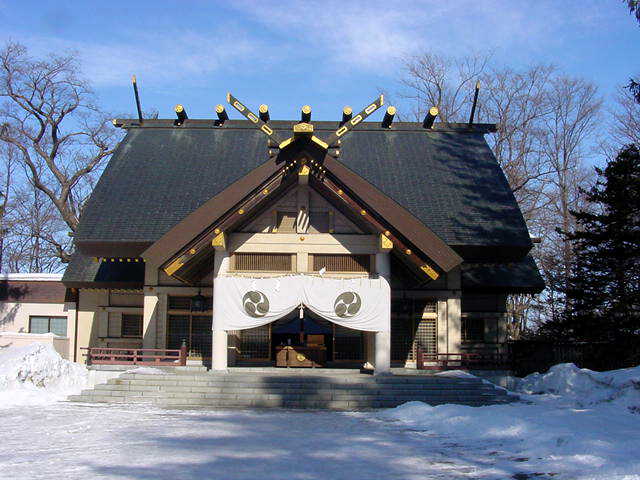 帯広神社 拝殿 写真